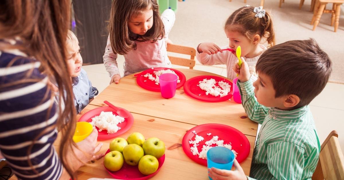 desayuno para niños de 3 a 4 años colegio