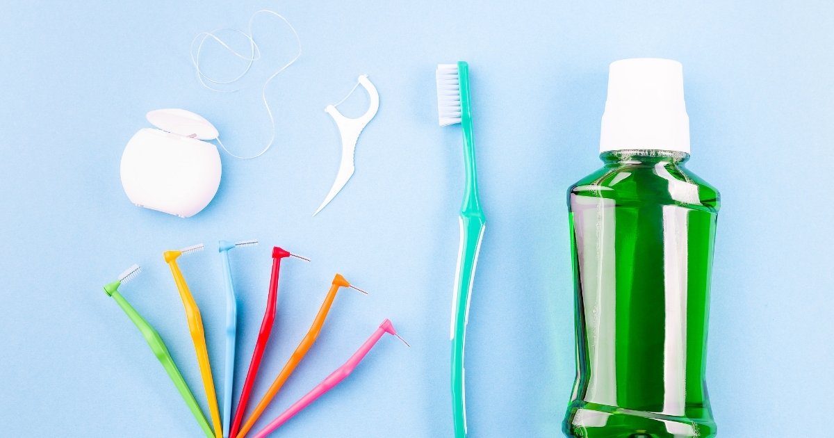 hilo dental o cepillos interdentales