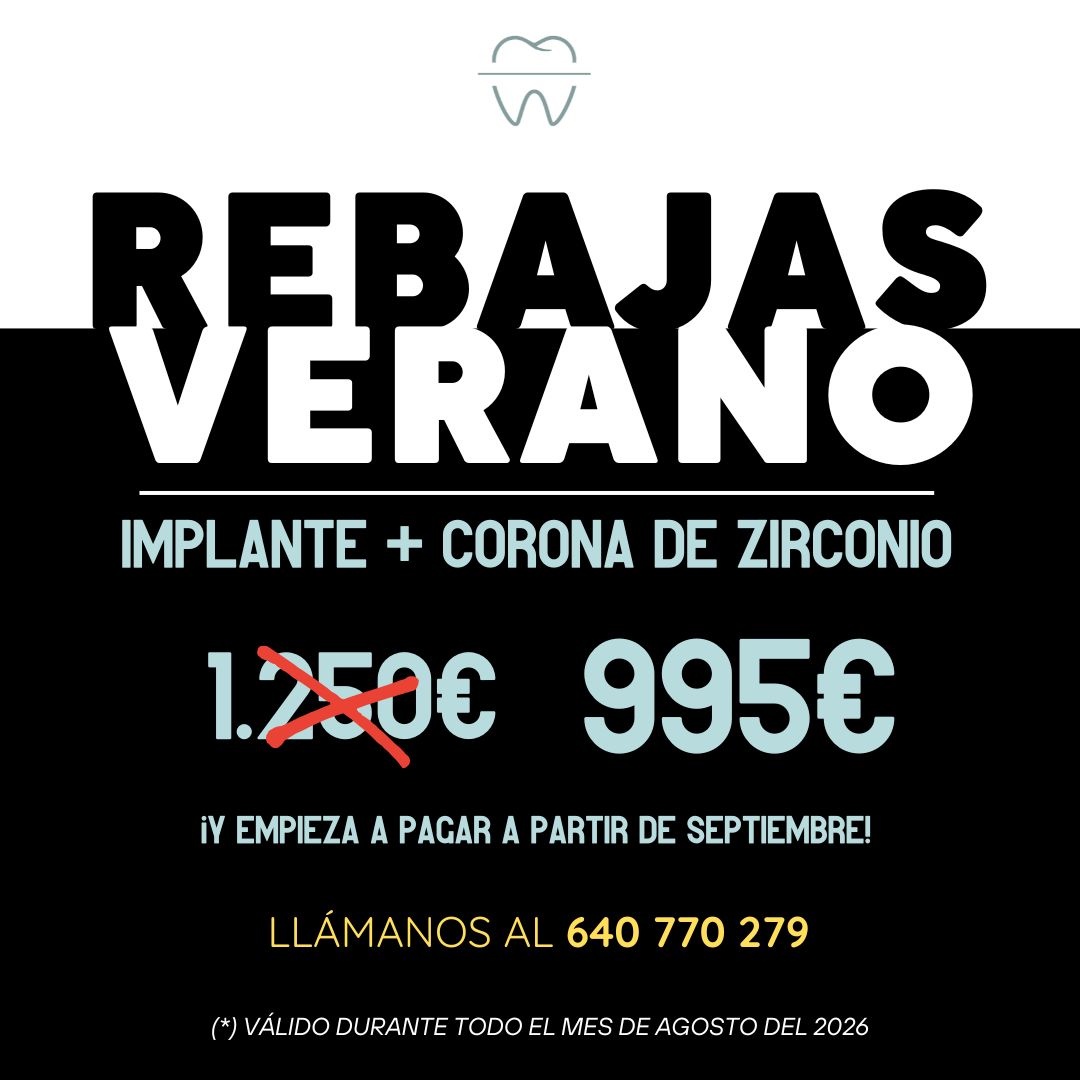 Promoción implantes dentales agosto en Clínica Dental La Paz